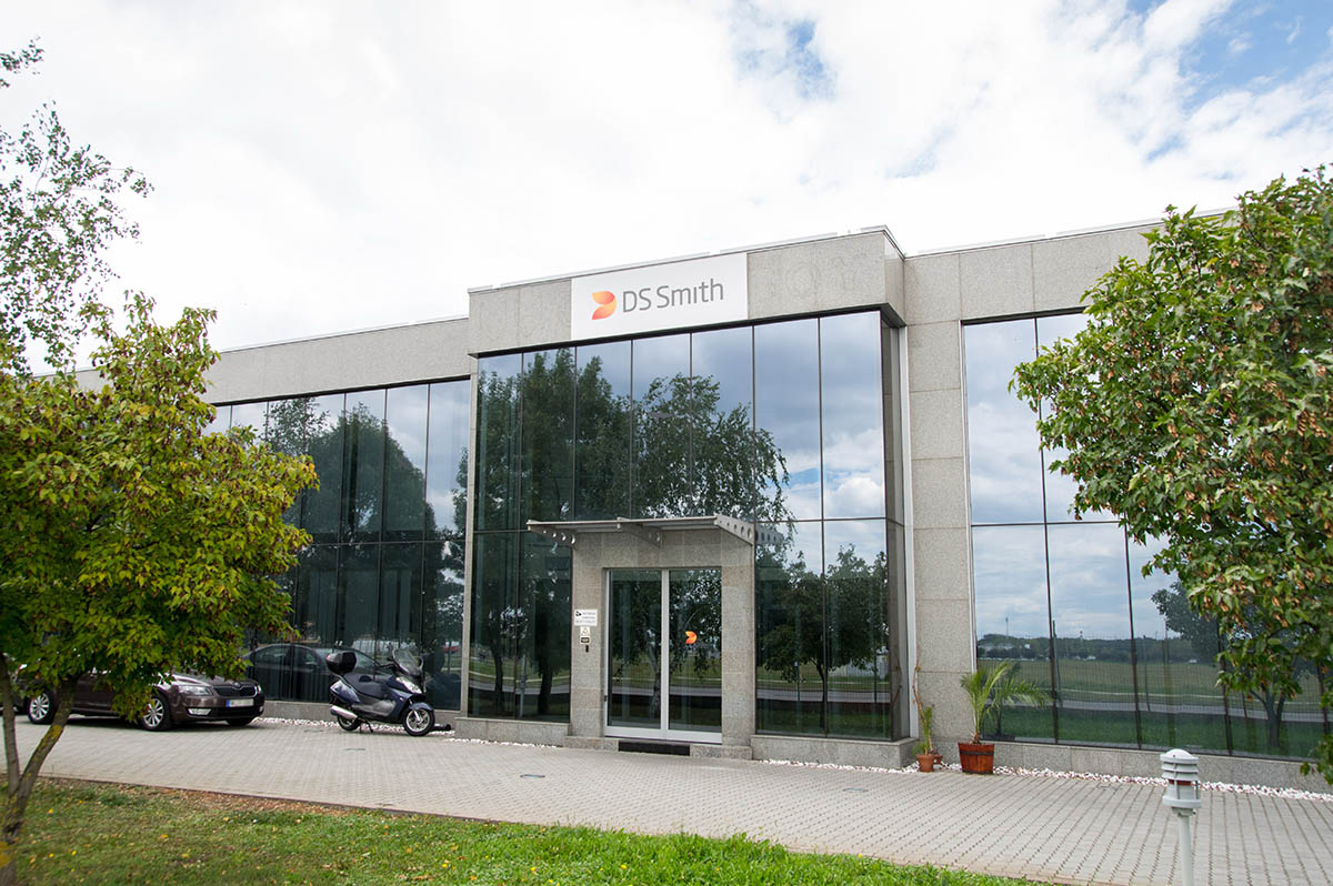 DS-Smith Packaging Raktárcsarnok