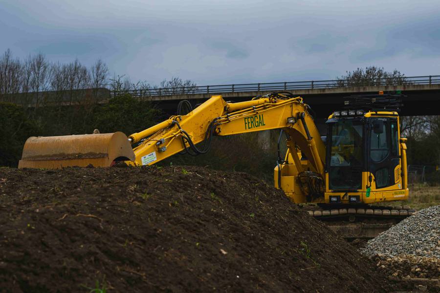 Gépi földmunkavégzés — Tiszaújváros Transz